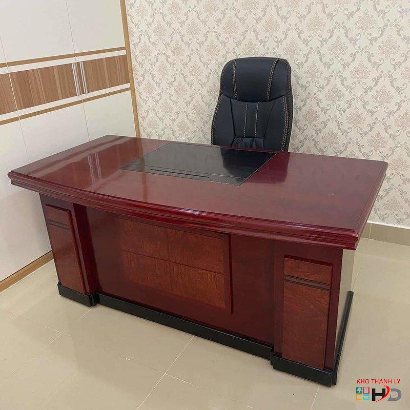 ban giam doc 1m6 thanh ly gia re