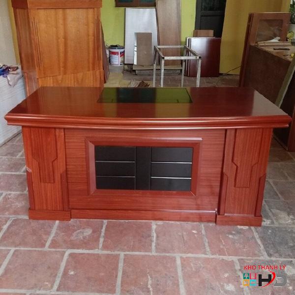 ban giam doc 1m8 thanh ly gia re