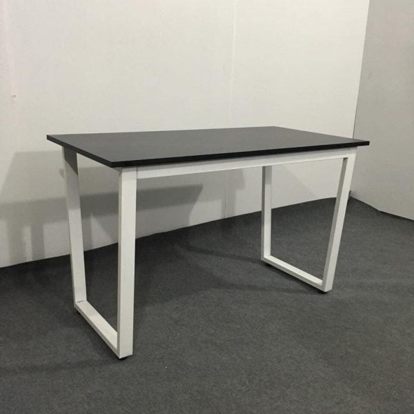 Bàn làm việc chân sắt chữ U thanh lý giá rẻ