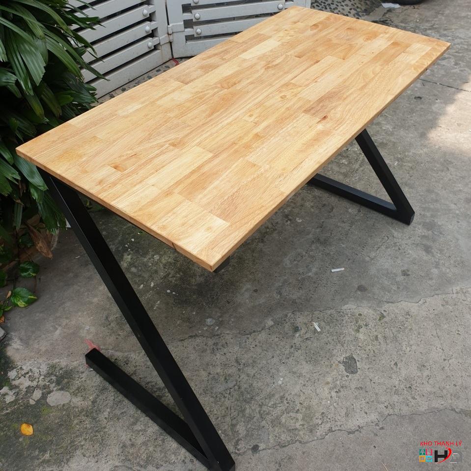 ban lam viec chan sat chu z thanh ly gia re