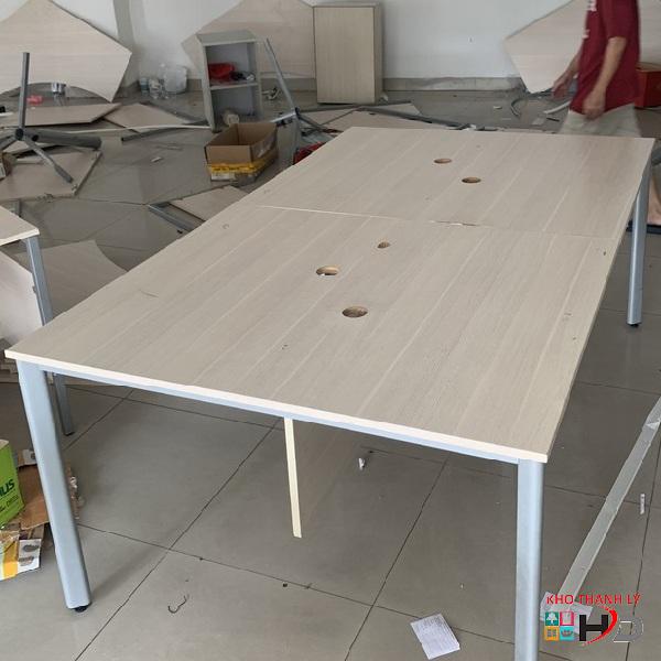 ban hop chan sat 2m cu