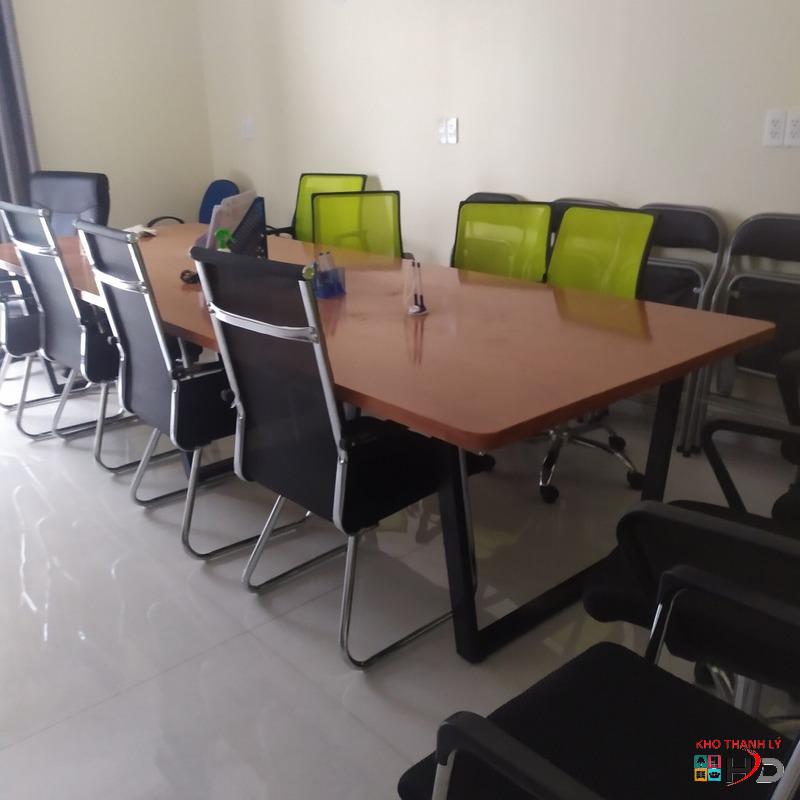 ban hop cu chan sat hang cao cap