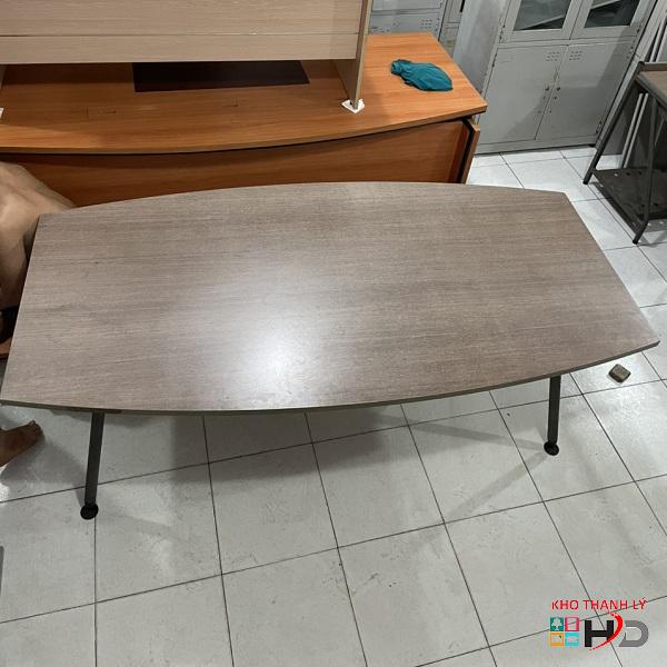 ban hop chan sat cu 2m