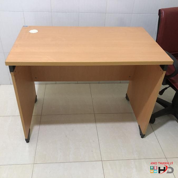 ban lam viec Hoa Phat cu 1m khong hoc