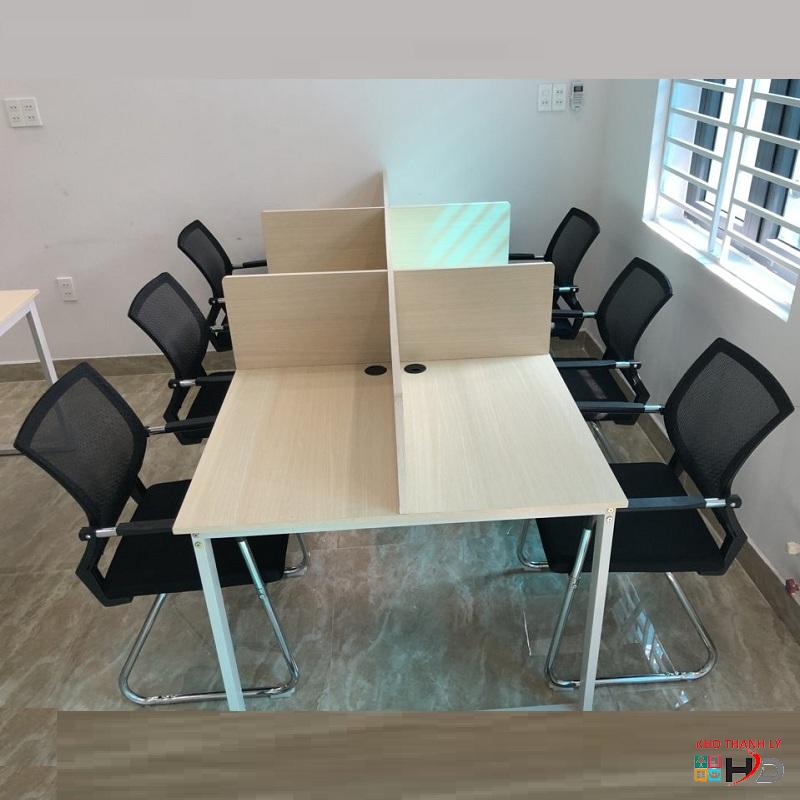 ban lam viec cum 6 cho ngoi