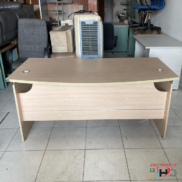 ban truong phong cu cao cap gia re