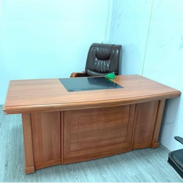 Bàn giám đốc cũ 1m8 vân gỗ giá rẻ