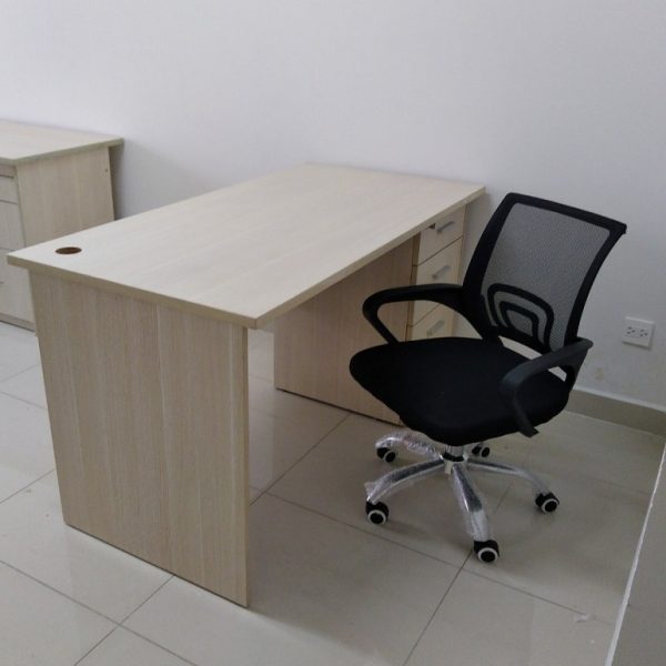 Bộ bàn làm việc tại nhà giá rẻ CB12