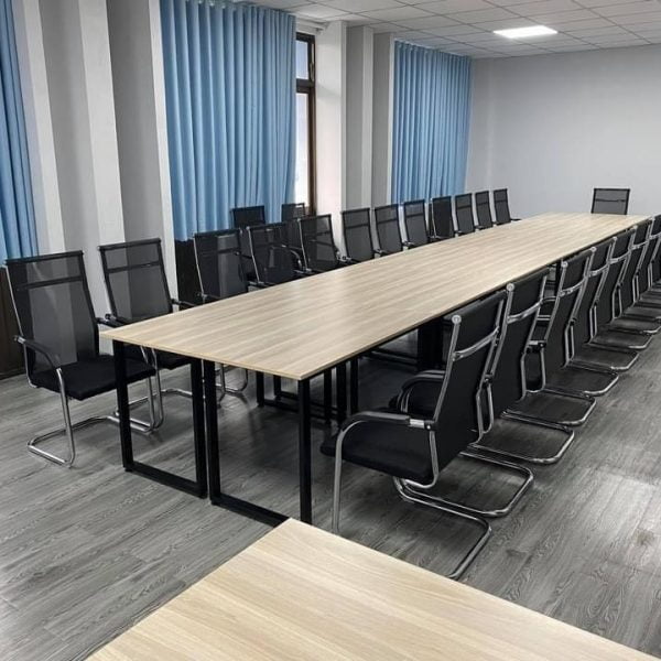 Bàn họp văn phòng 24 chỗ ngồi