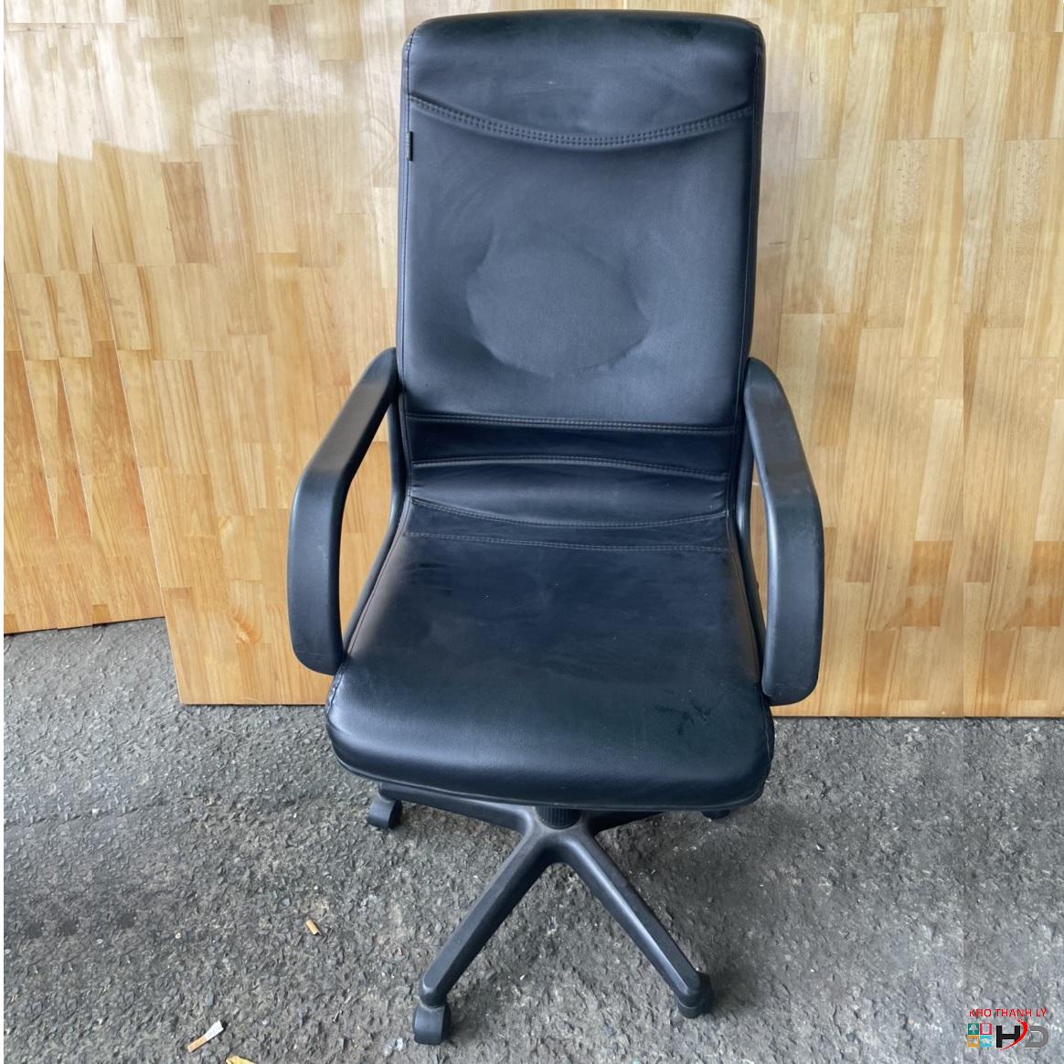 ghe truong phong cu Hoa Phat