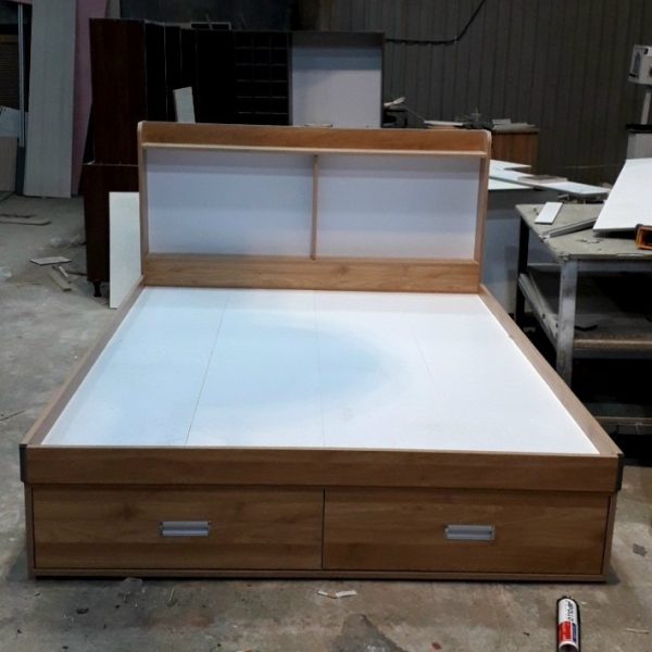 Giường cũ MDF 1m6 có ngăn kéo