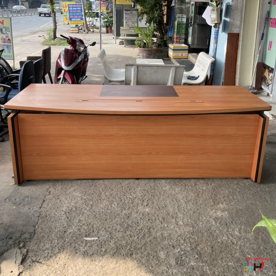 ban giam doc 2m4 thanh ly gia re