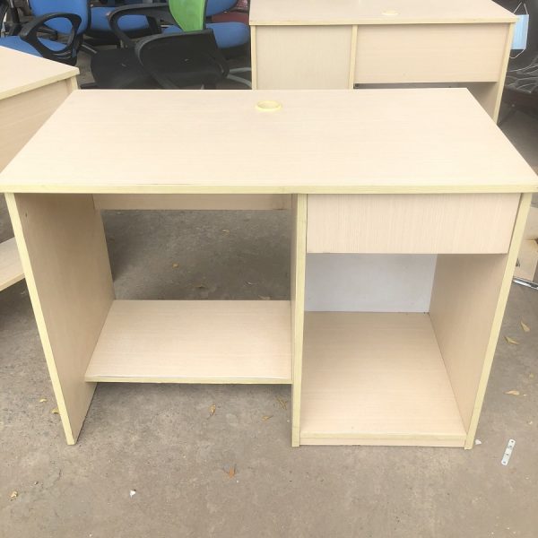 Bàn làm việc cũ 1m x 0.5m có hộc giá rẻ