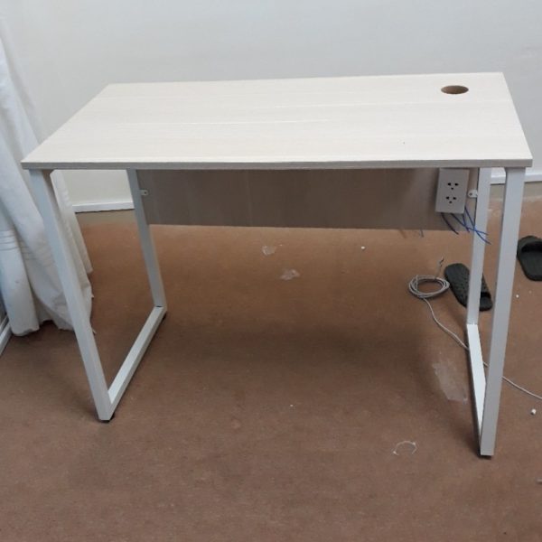 Bàn làm việc chân sắt cũ giá rẻ