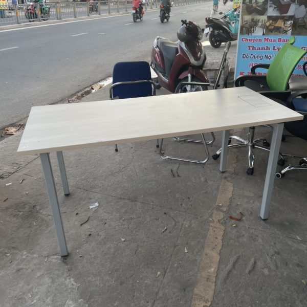 Bàn làm việc chân sắt cũ 1m6 x 70cm hàng cao cấp