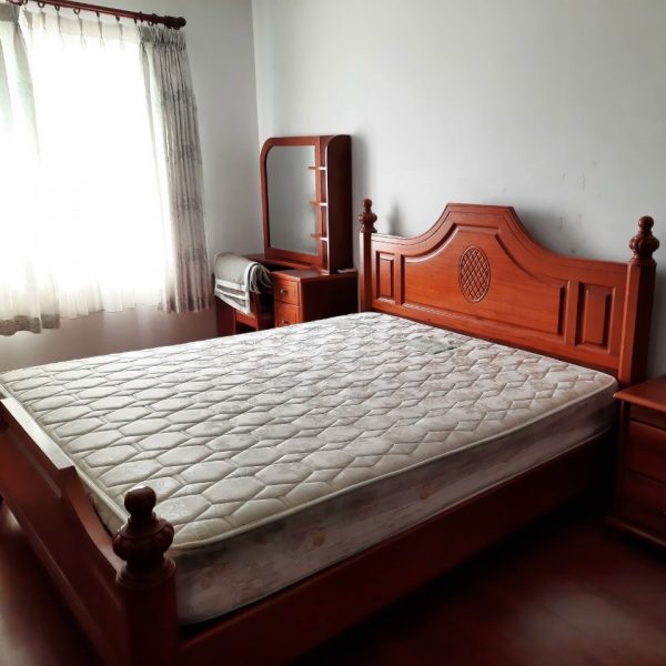 Bộ giường vs bàn phấn gỗ xoan đào