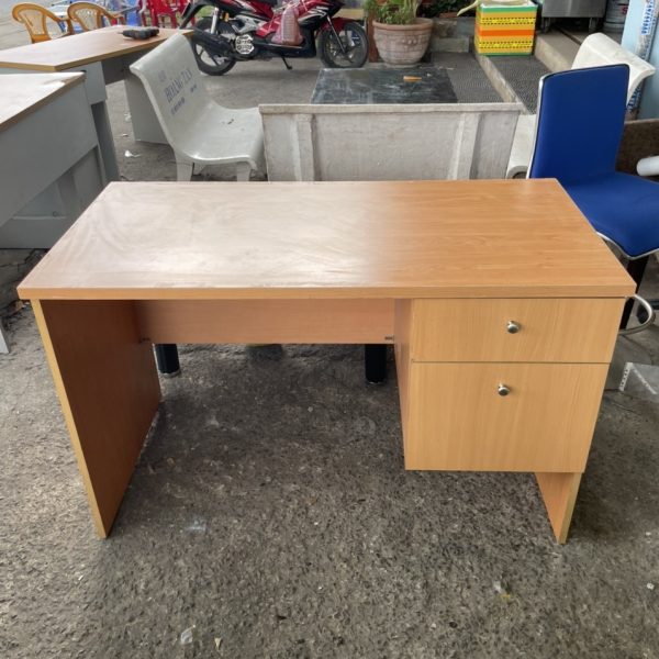Bàn làm việc 1m2 cũ 2 hộc giá rẻ
