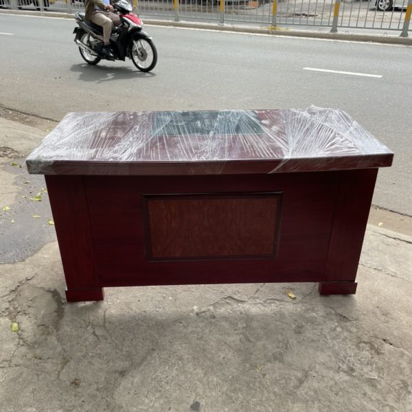 Bàn giám đốc 1m4 thanh lý giá rẻ
