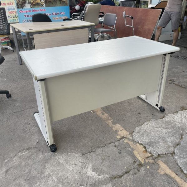 Bàn làm việc sắt Hòa Phát cũ 1m4 giá rẻ