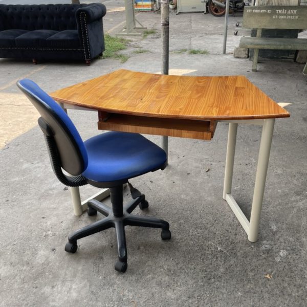 Bộ bàn ghế làm việc nhỏ gọn