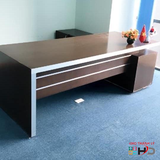 ban giam doc L 2m cu hang cao cap