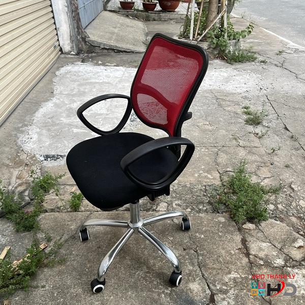 ghe xoay luoi hoa phat cu co tay vin 2