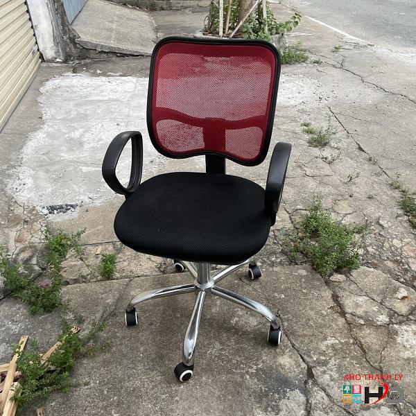 ghe xoay luoi hoa phat cu co tay vin