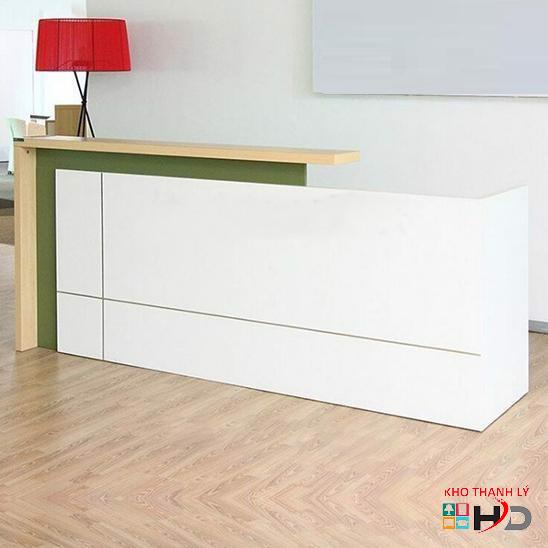 Quầy lễ tân L 2m2 giá rẻ