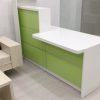 Quầy lễ tân văn phòng 1m8 trắng xanh giá rẻ