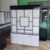 Tủ trưng bày 1m8 x 2m trắng chỉ đen