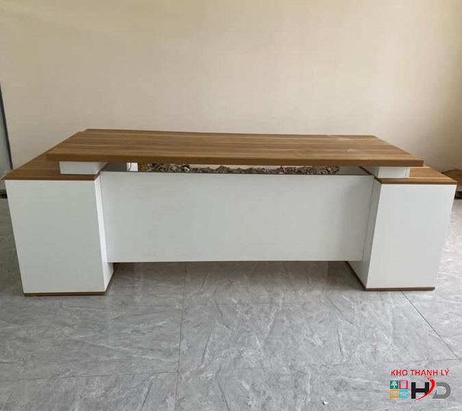 ban giam doc chu u cao cap gia re