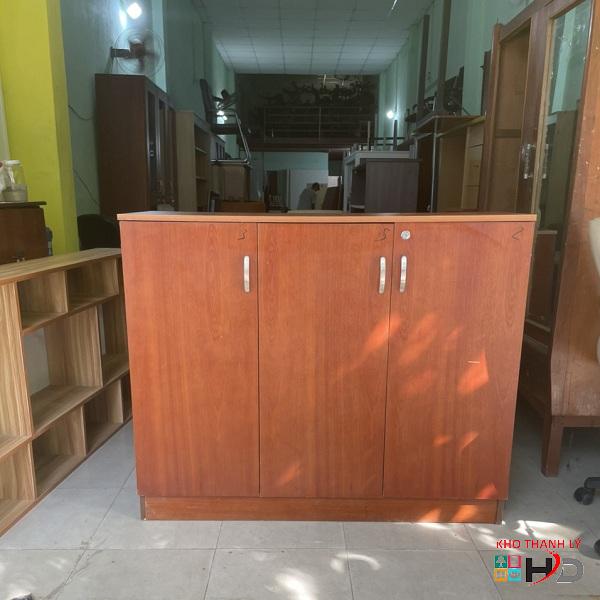 Tủ hồ sơ thấp 3 cánh nâu vân gỗ cũ