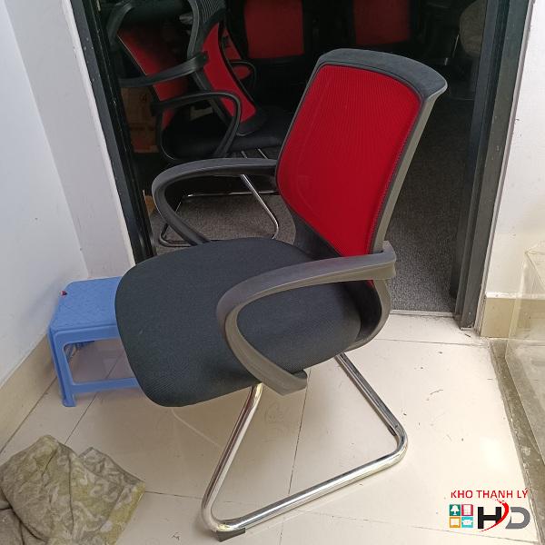 ghe chan quy luoi loai 1 cao cap do den1