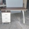 Bàn làm việc chân sắt cao cấp 1m2