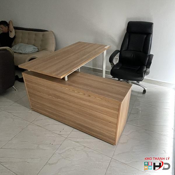 ban-ghe-giam-doc-cao-cap