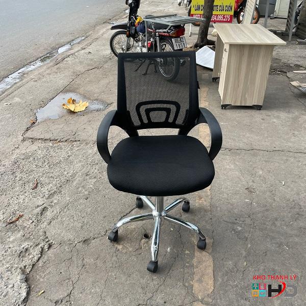 ghe-xoay-tan-hoa Ghế xoay lưng lưới tân hoà