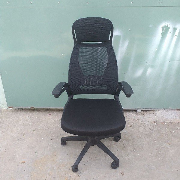 ghế xoay tựa đầu thanh lý