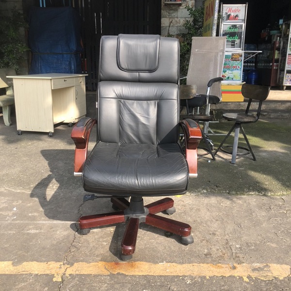 Ghế giám đốc hòa phát thanh lý