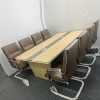 Bộ bàn họp cao cấp 8 ghế chân quỳ bọc da