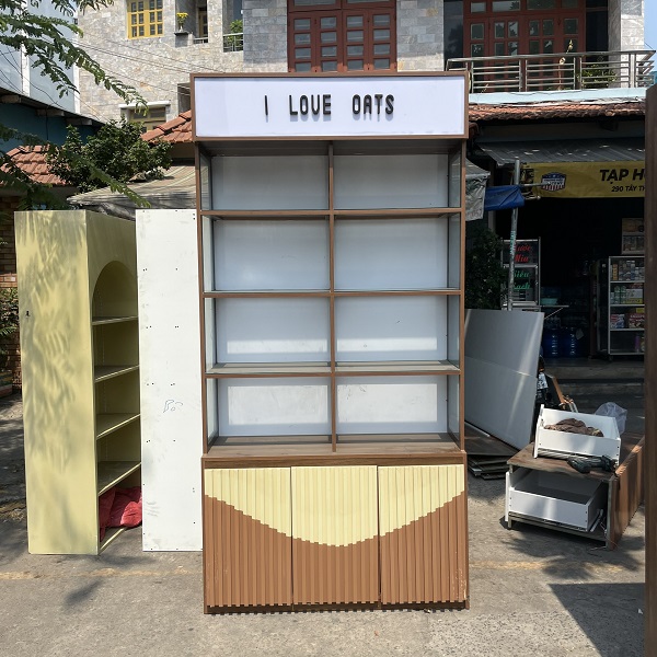 Tủ trưng bày sản phẩm vân gỗ phối kính thanh lý