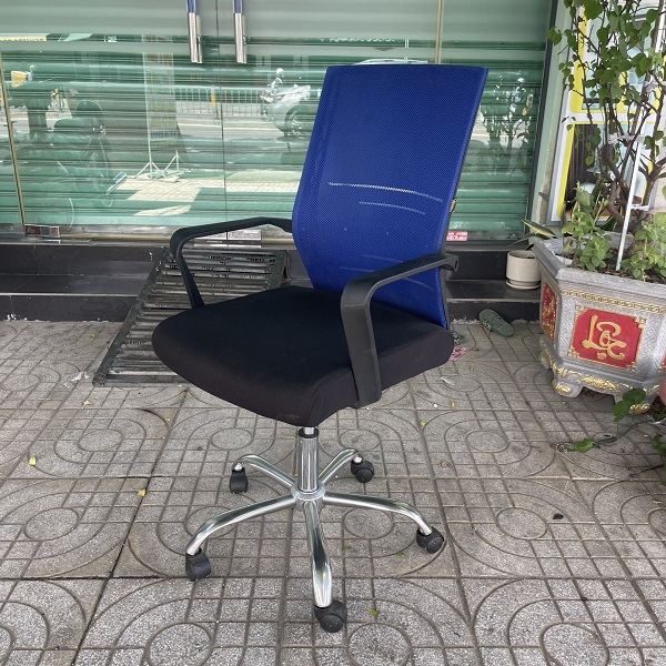 ghe xoay luoi mau xanh thanh ly 1