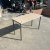 Thanh lý bàn làm việc chân sắt 1m2