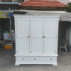 Tủ quần áo gỗ màu trắng 1m8