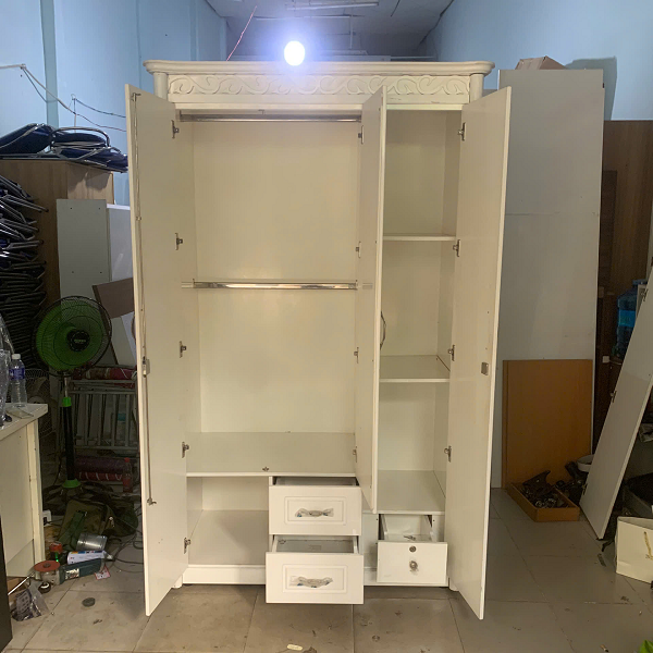 tu quan ao 3 canh 1m2 mau trang 1 Hình ảnh bên trong tủ quần áo 3 cánh 1m2 màu trắng tại Kho Thanh Lý HD