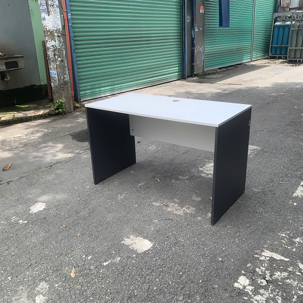 Ban lam viec nhan vien 1m2 x 60cm 1 Hình ảnh bàn làm việc nhân viên 1m2 x 60cm tại Kho Thanh Lý HD