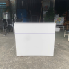 Quầy lễ tân màu trắng 1m2 x 1m1