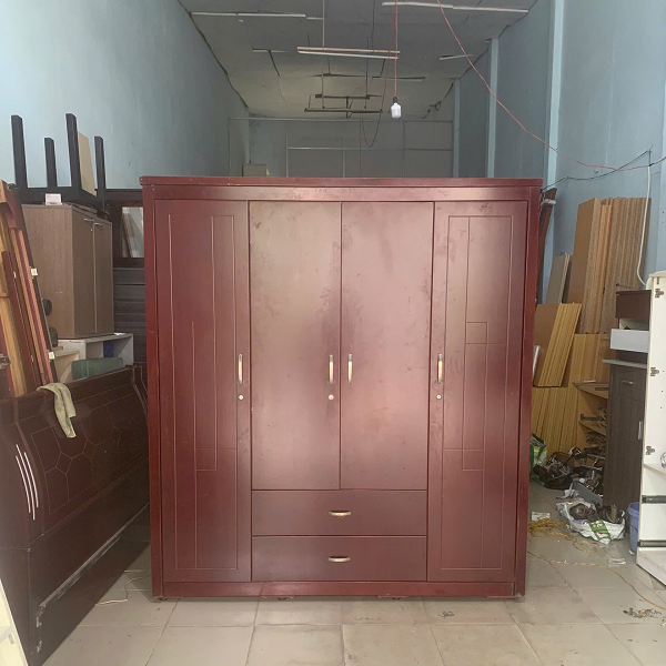Tủ quần áo 4 cánh 1m8 thanh lý giá rẻ