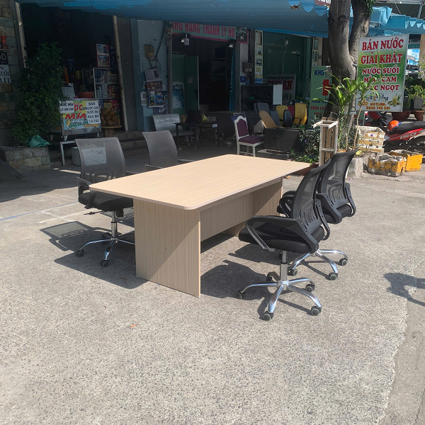 Bàn họp văn phòng gỗ 1m8 x 90cm